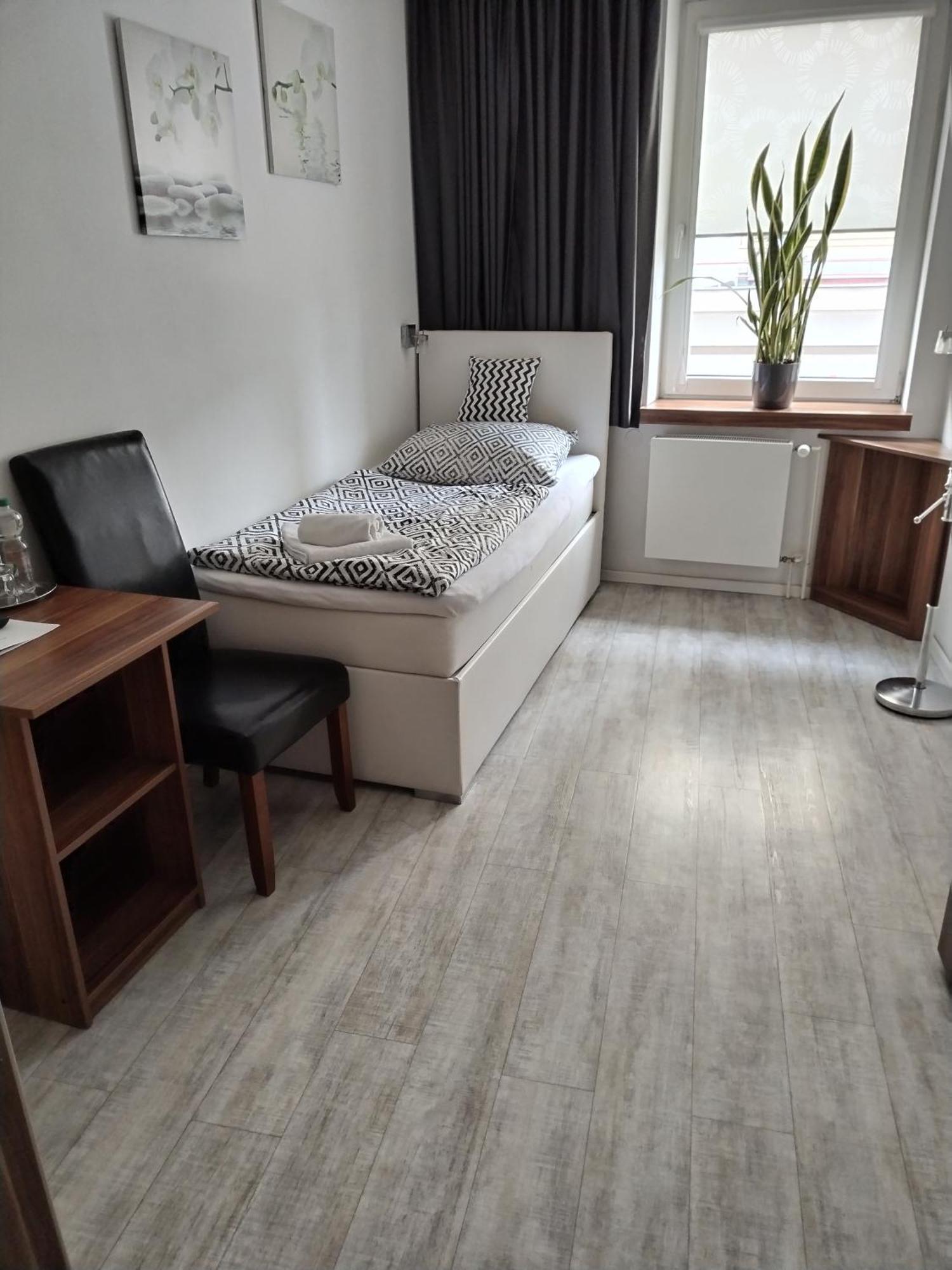 יאבלונק נאד ניסו Hotel Na Baste מראה חיצוני תמונה