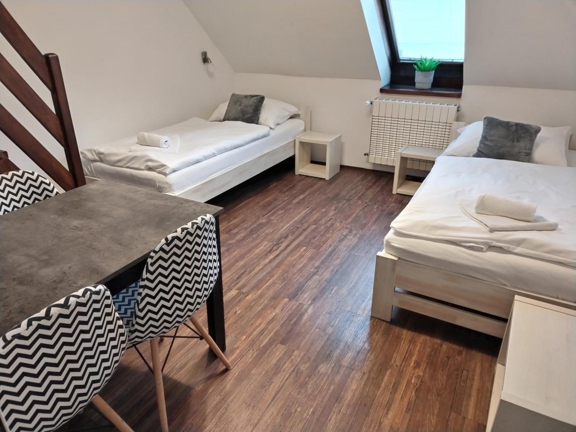 יאבלונק נאד ניסו Hotel Na Baste מראה חיצוני תמונה