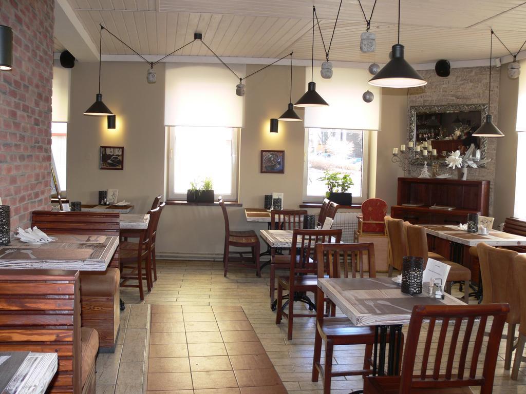 יאבלונק נאד ניסו Hotel Na Baste מראה חיצוני תמונה